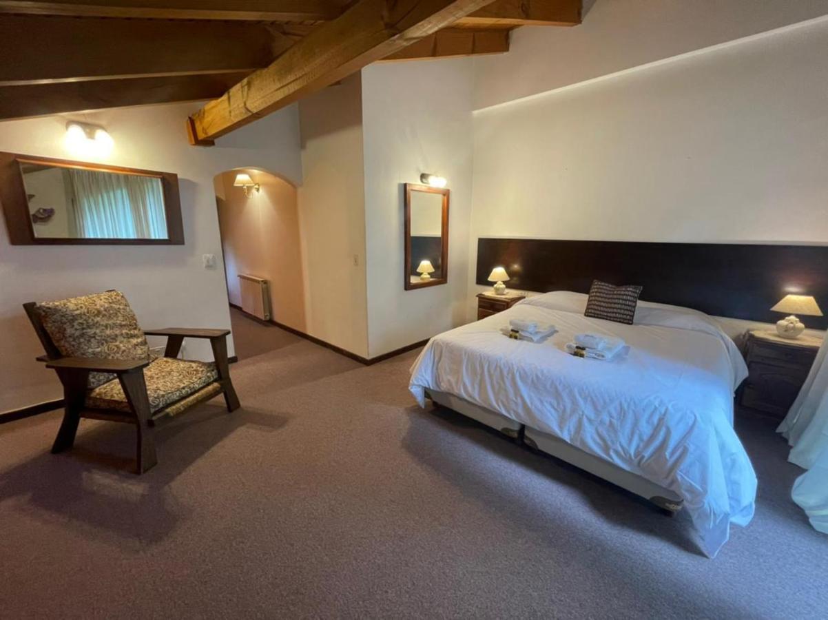 Hosteria El Condado San Carlos de Bariloche Bagian luar foto