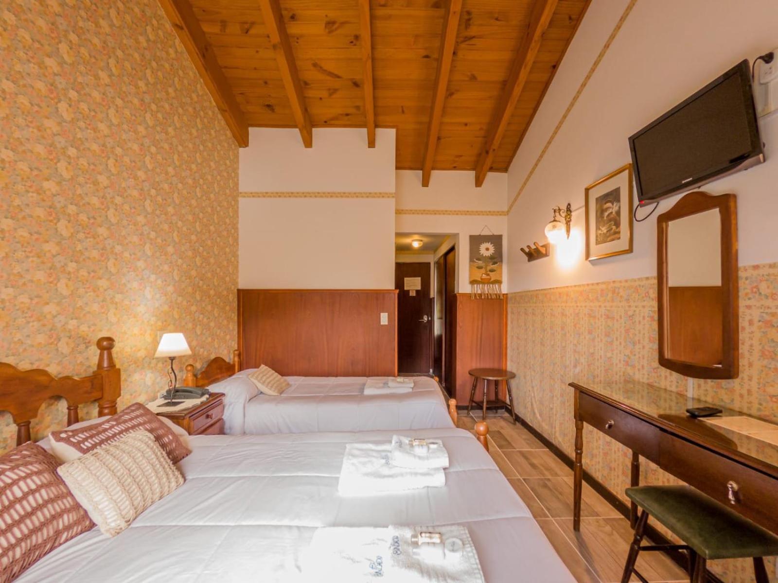 Hosteria El Condado San Carlos de Bariloche Bagian luar foto
