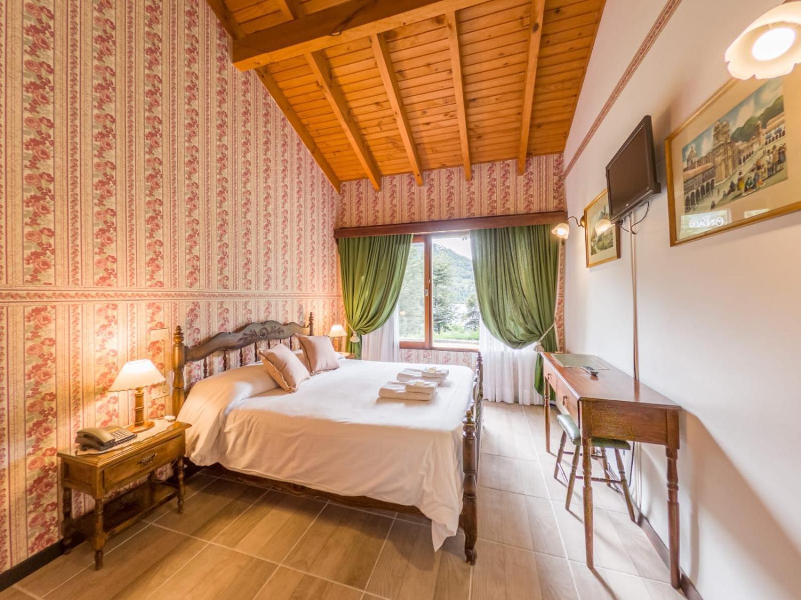 Hosteria El Condado San Carlos de Bariloche Bagian luar foto