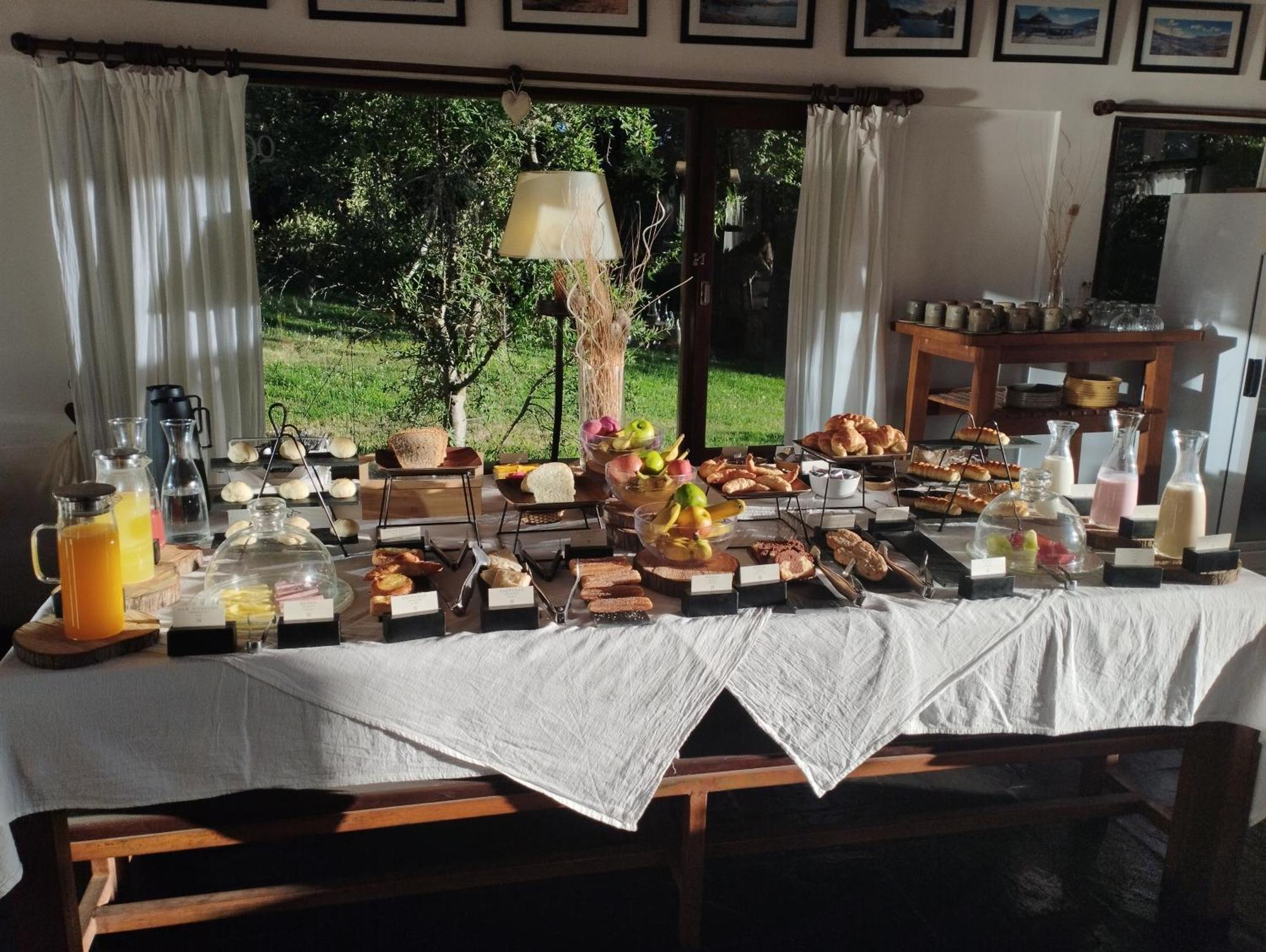 Hosteria El Condado San Carlos de Bariloche Bagian luar foto